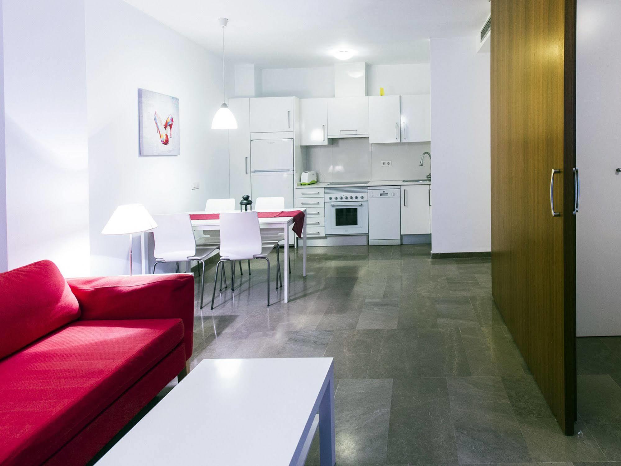 Total Valencia Vitoria Apartment Bagian luar foto