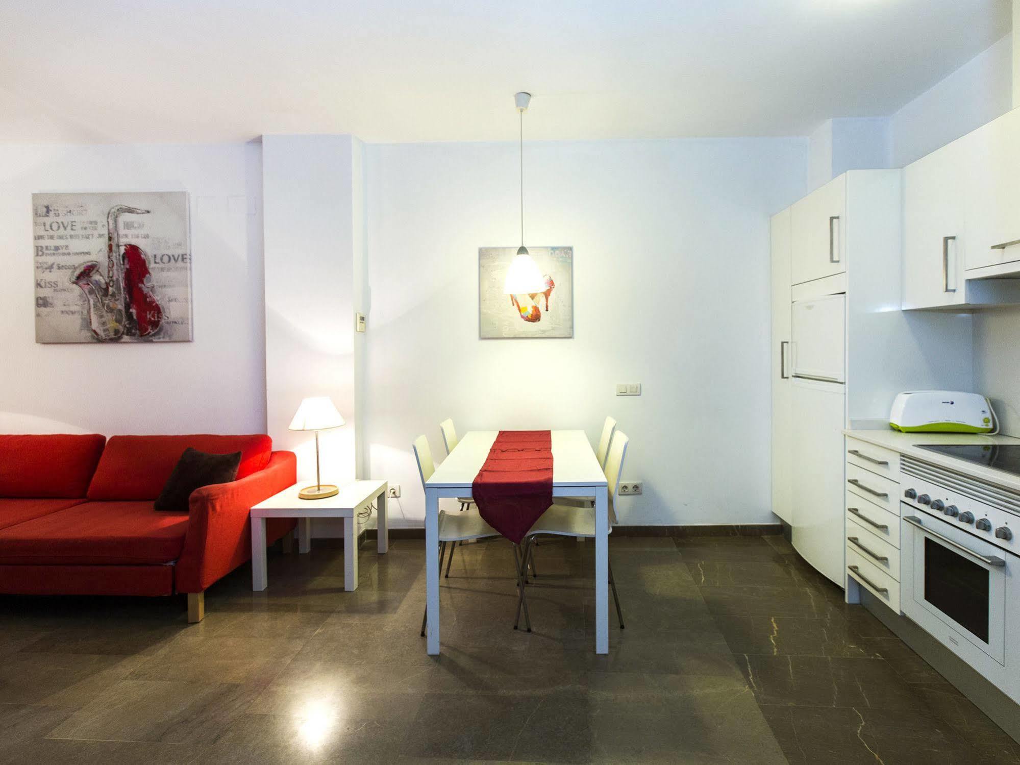 Total Valencia Vitoria Apartment Bagian luar foto