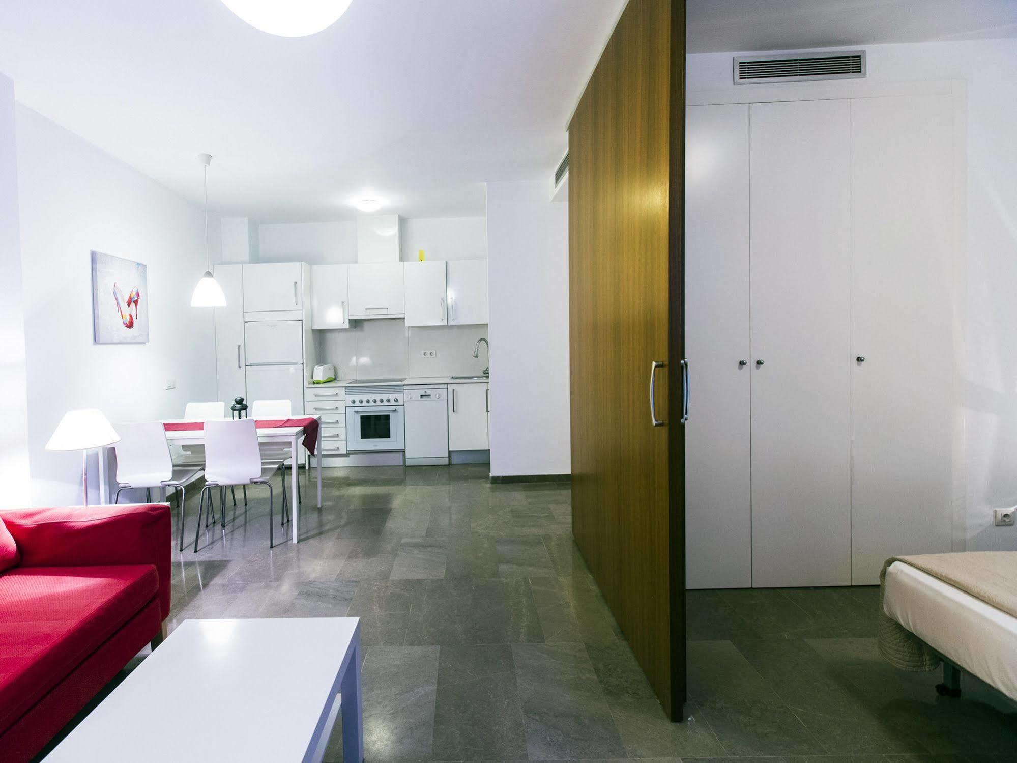 Total Valencia Vitoria Apartment Bagian luar foto