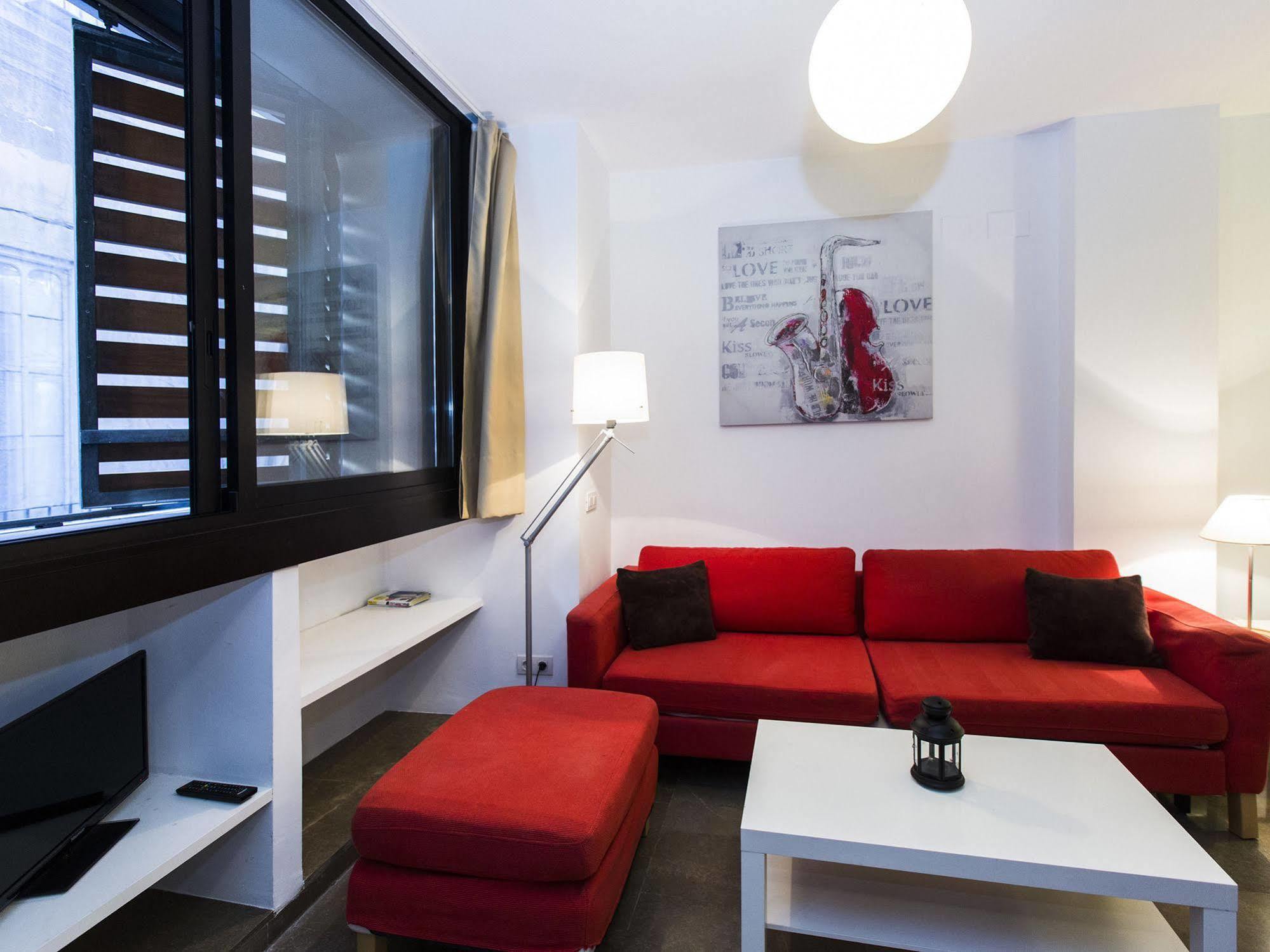 Total Valencia Vitoria Apartment Bagian luar foto