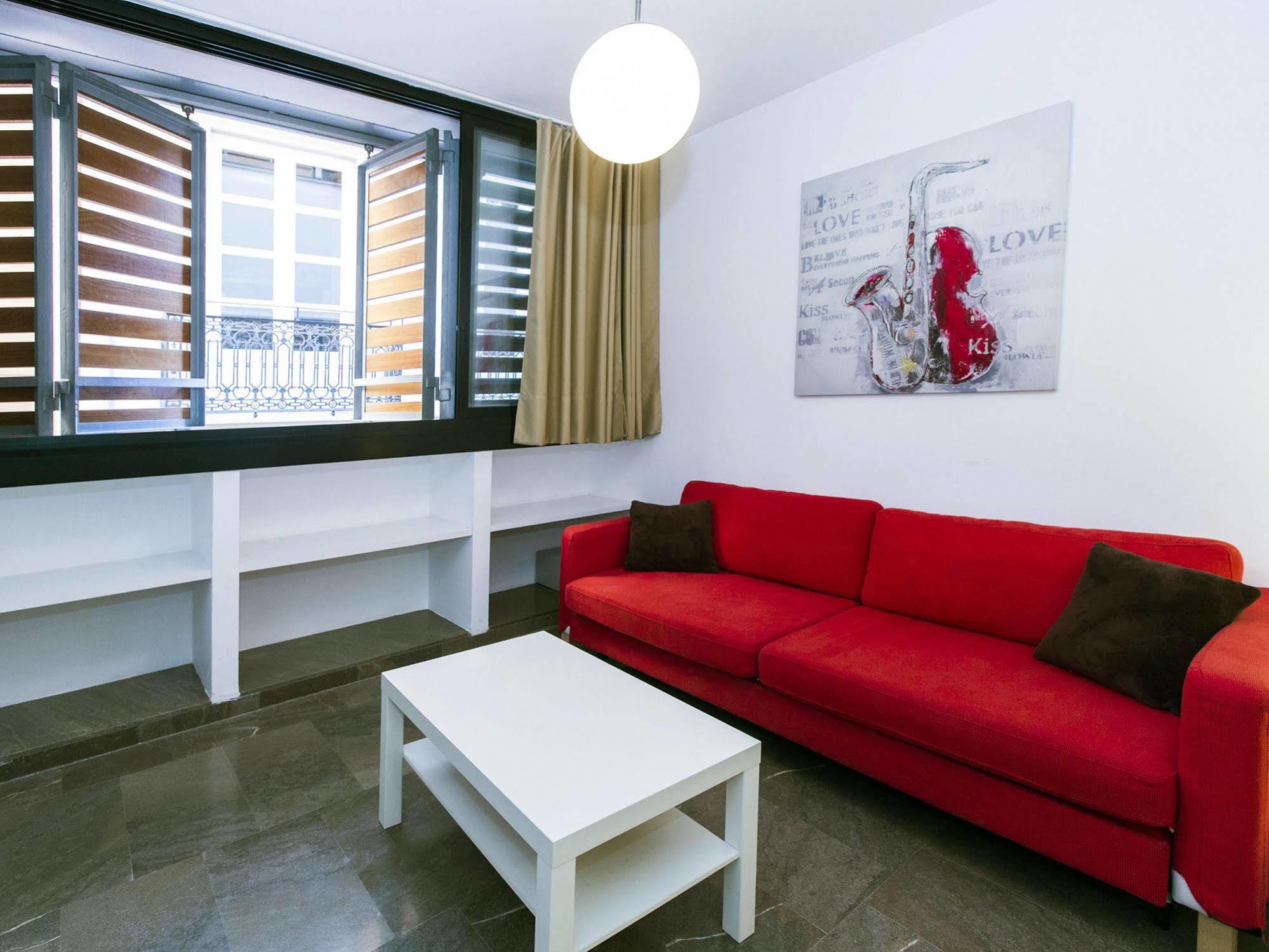 Total Valencia Vitoria Apartment Bagian luar foto